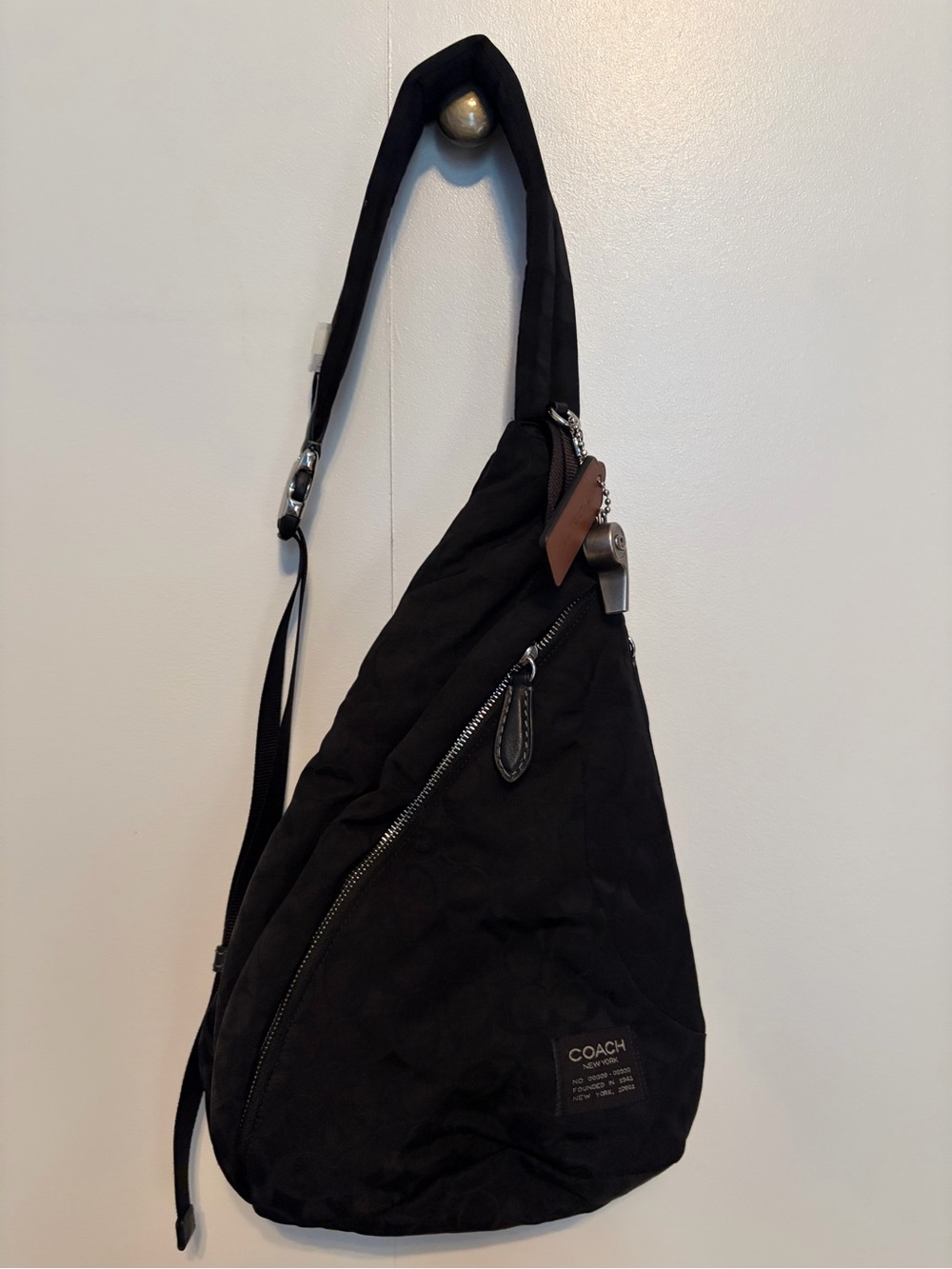 Coach black Lachlan Black Sling Crossbody Bag - Unisex $175